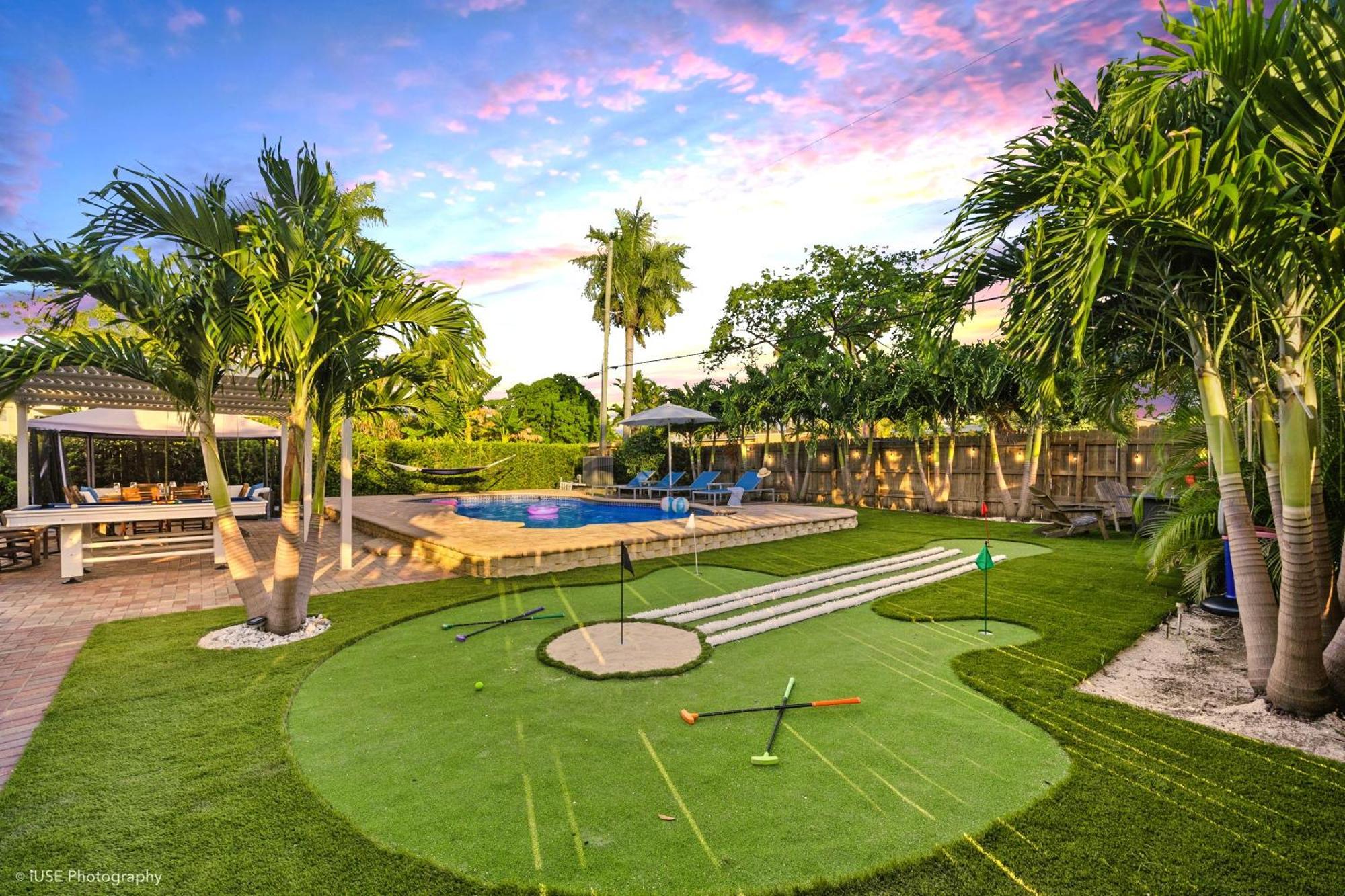 Coastal Paradise 7 Min To Beach With Game Room Mini Golf And Heated Pool Hollywood Eksteriør bilde